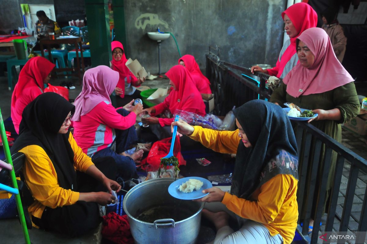 Kegiatan kesukarelawanan berkaitan dengan perlambatan penuaan biologis