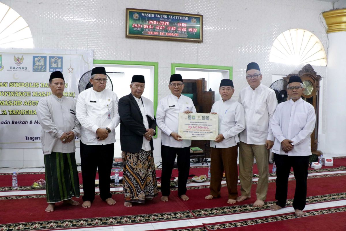 Baznas Kota Tangerang salurkan bantuan untuk pelaku UMKM