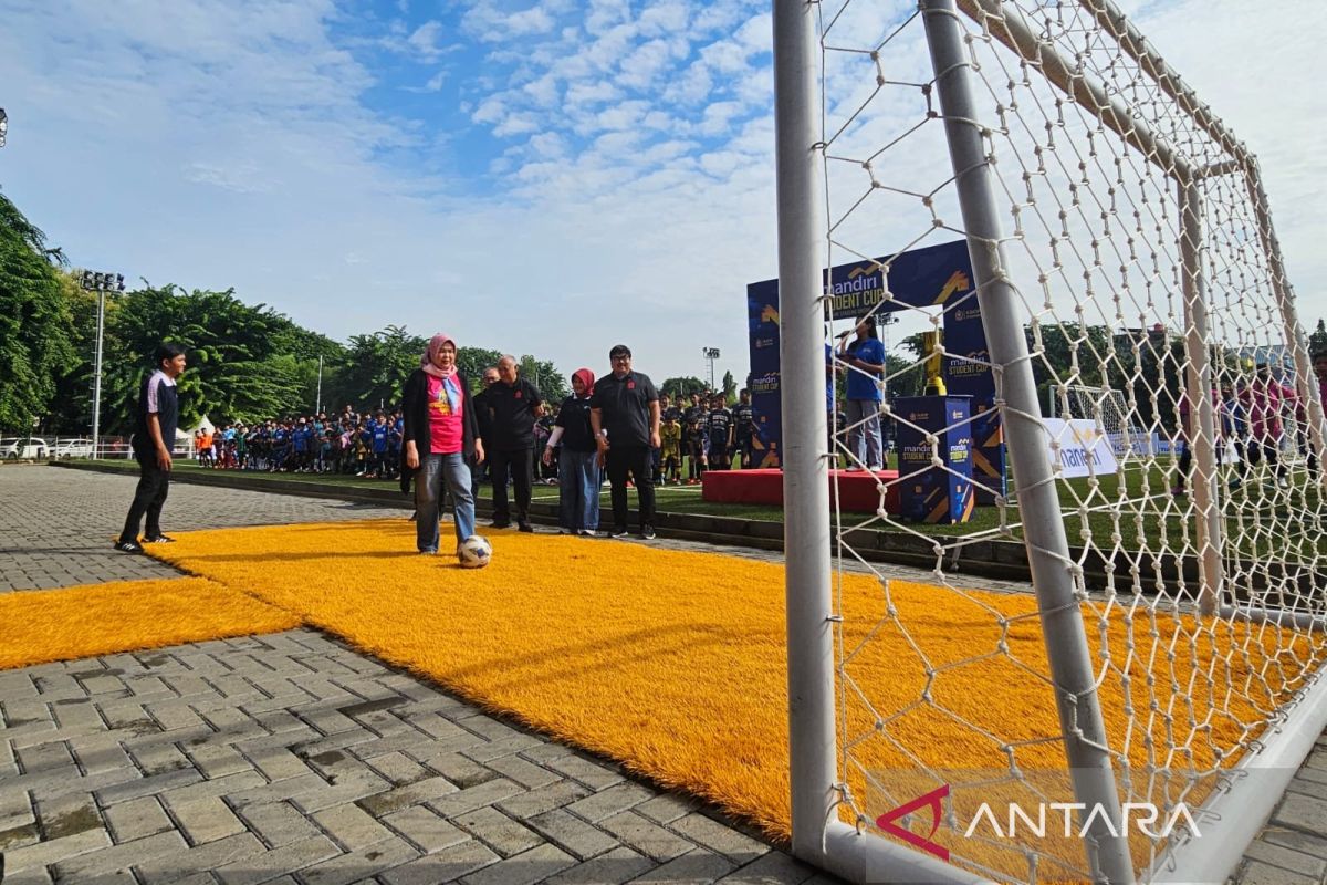 40 sekolah dasar ikuti turnamen sepak bola Mandiri Student Cup 2025