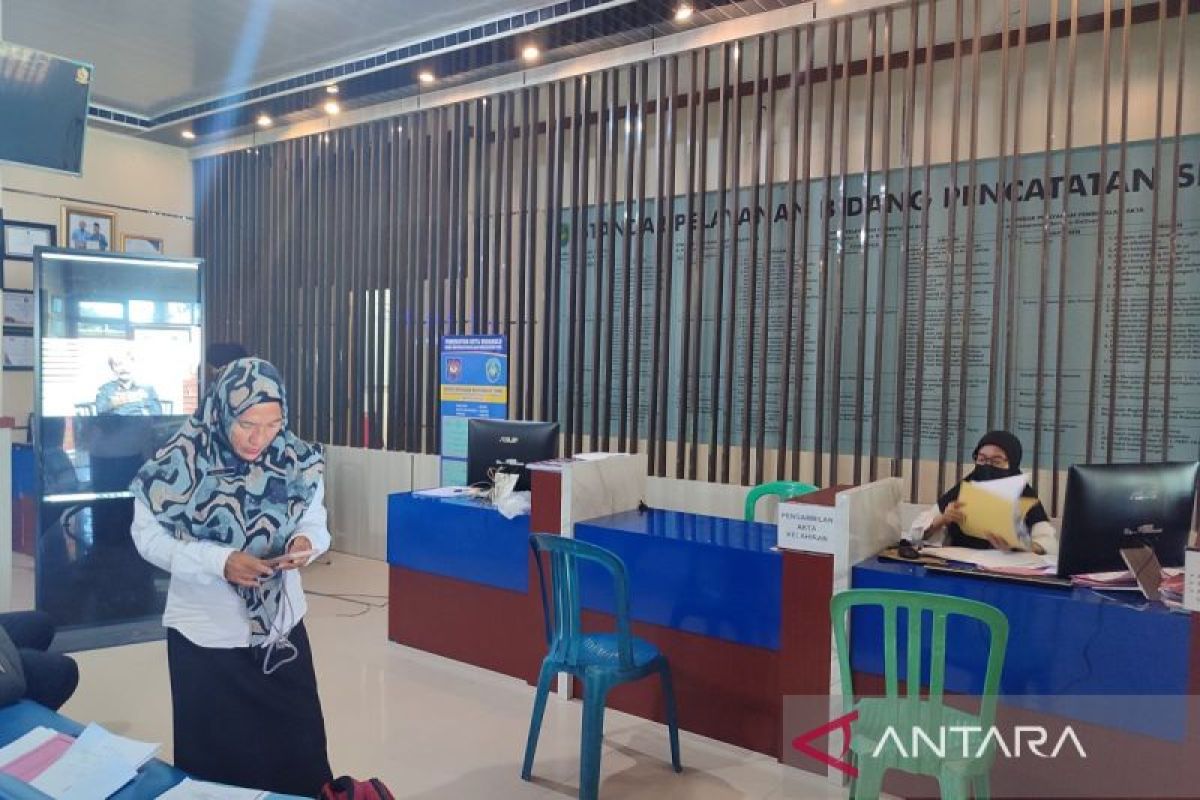 Pelayanan administrasi kependudukan di Kota Bengkulu tetap buka