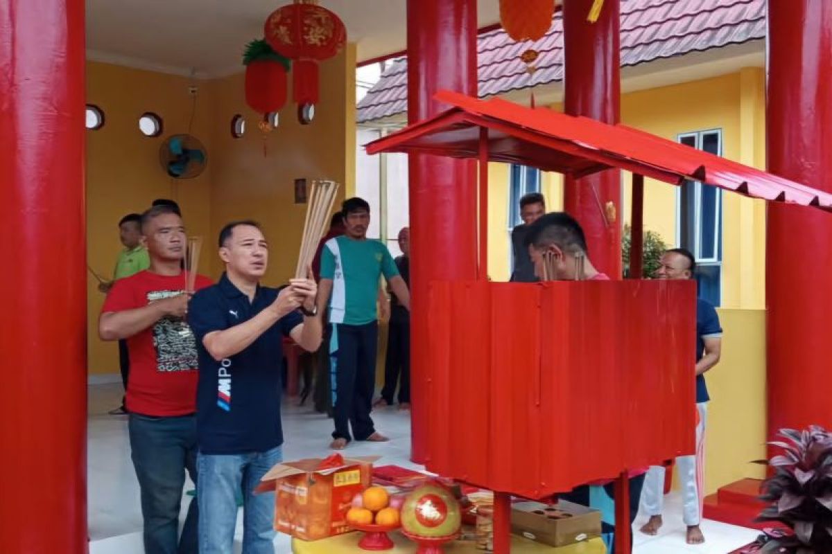 Warga binaan Tionghoa ikut rayakan Imlek di Lapas Narkotika Tanjungpinang