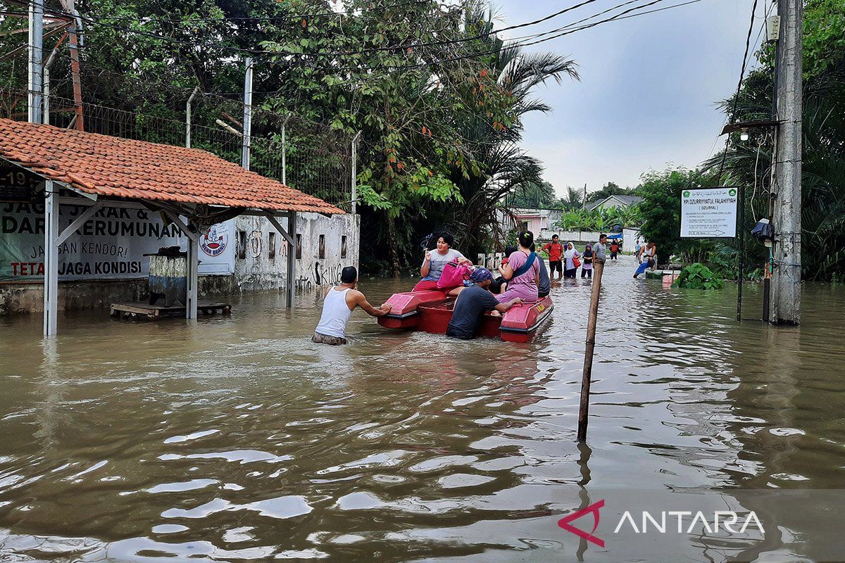 BPBD sebut 3.000 jiwa terdampak banjir di Tangerang