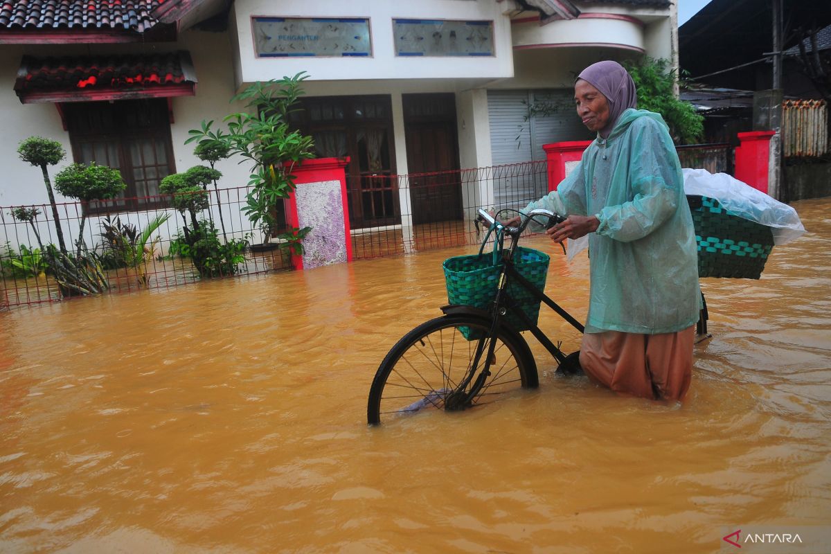 BMKG: Hujan ekstrem tingkatkan volume banjir kawasan pesisir Jakarta