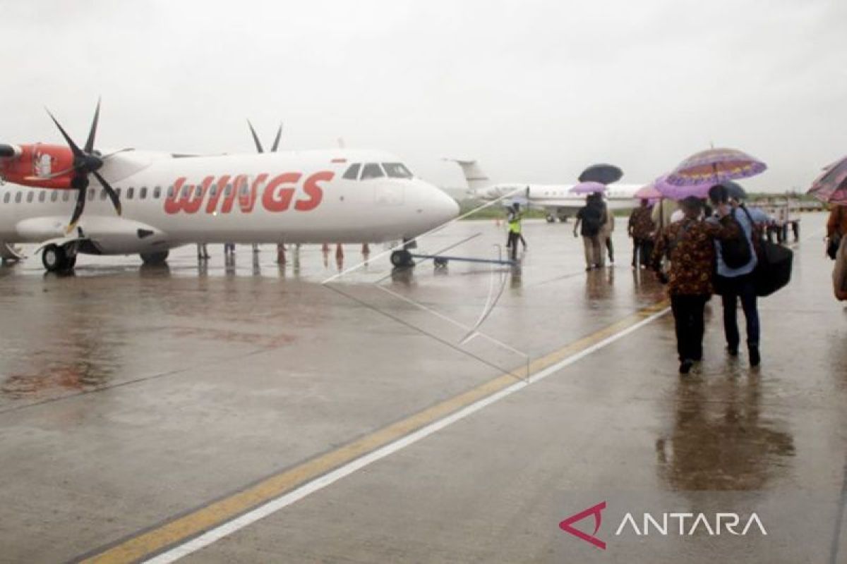 Cuaca buruk, dua maskapai penerbangan batal mendarat di Bandara El Tari Kupang