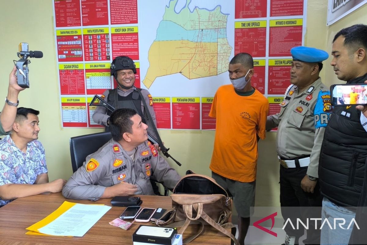 Pria di Pekanbaru diringkus polisi usai jambret handphone korbannya