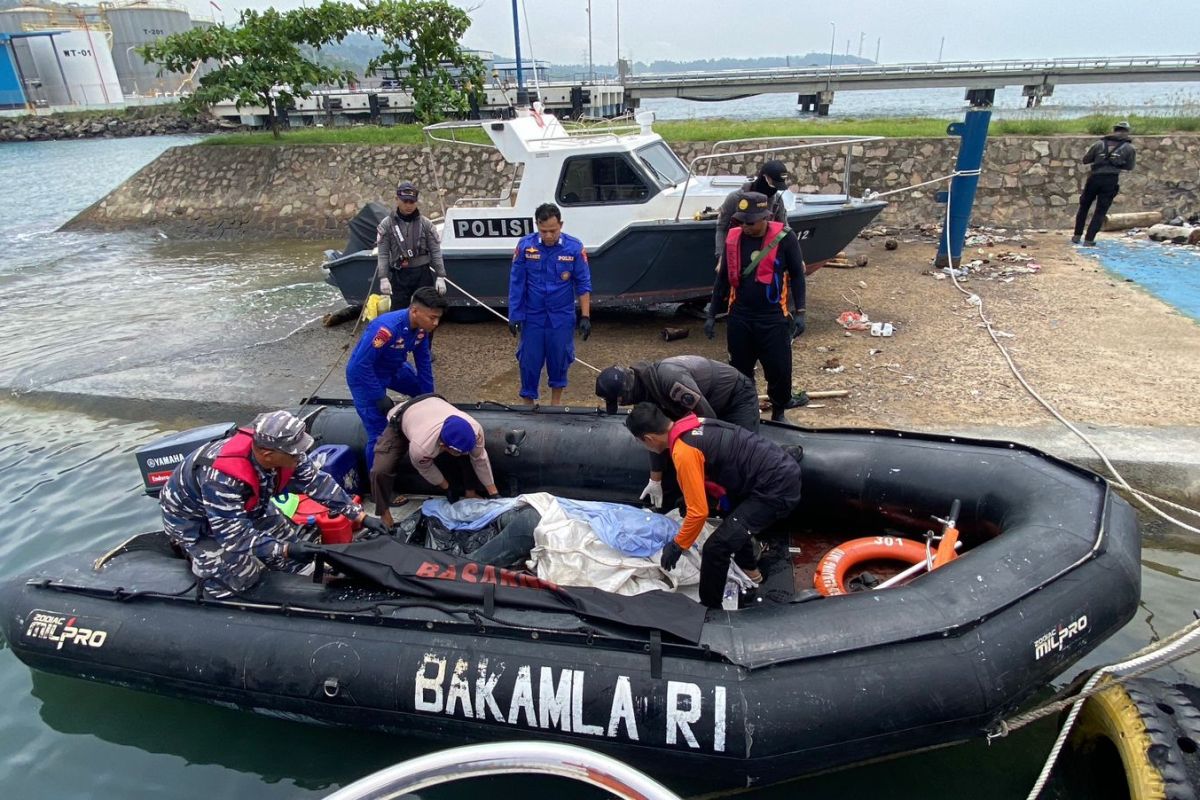 Bakamla RI evakuasi satu jenazah di perairan utara PLTU Suralaya