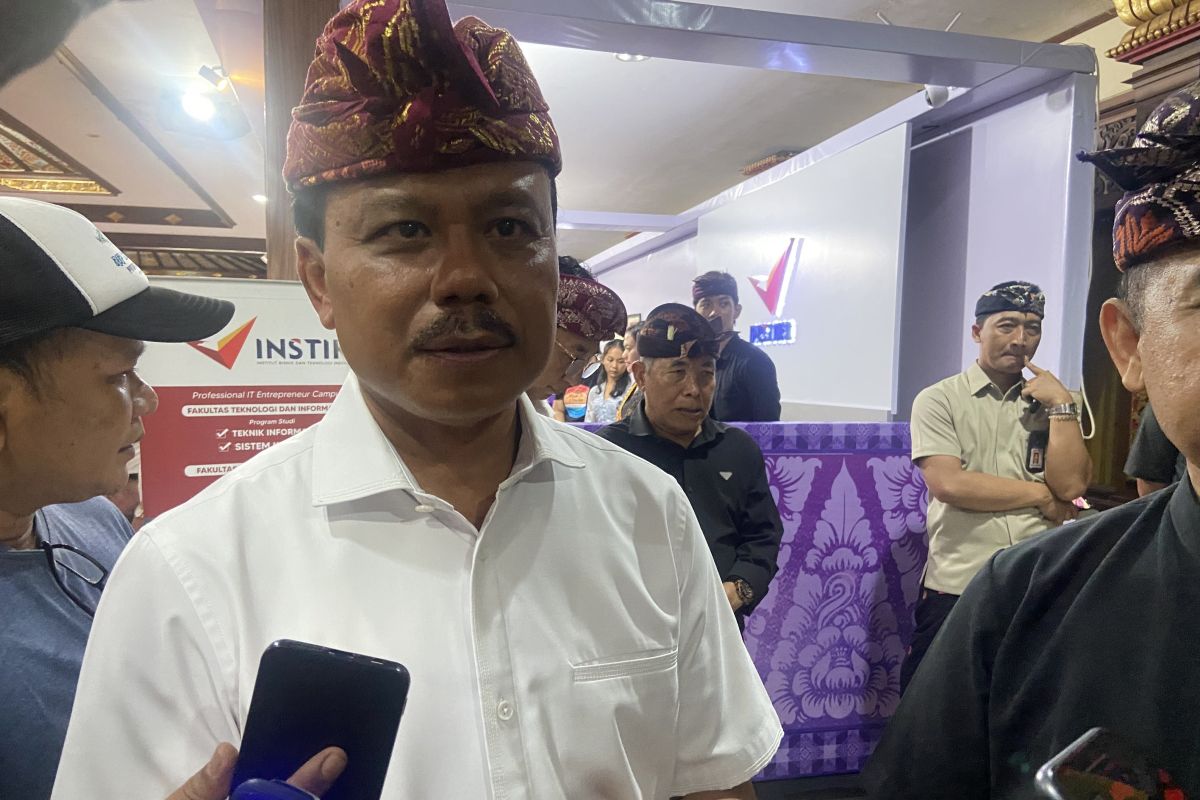 Bali tunda pengisian jabatan kadis buntut mundurnya pelantikan Koster