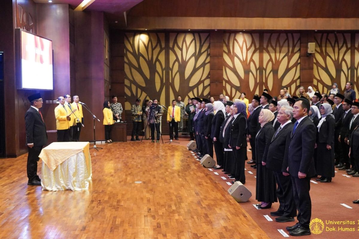 Rektor Universitas Indonesia lantik empat dekan dan lima wakil dekan
