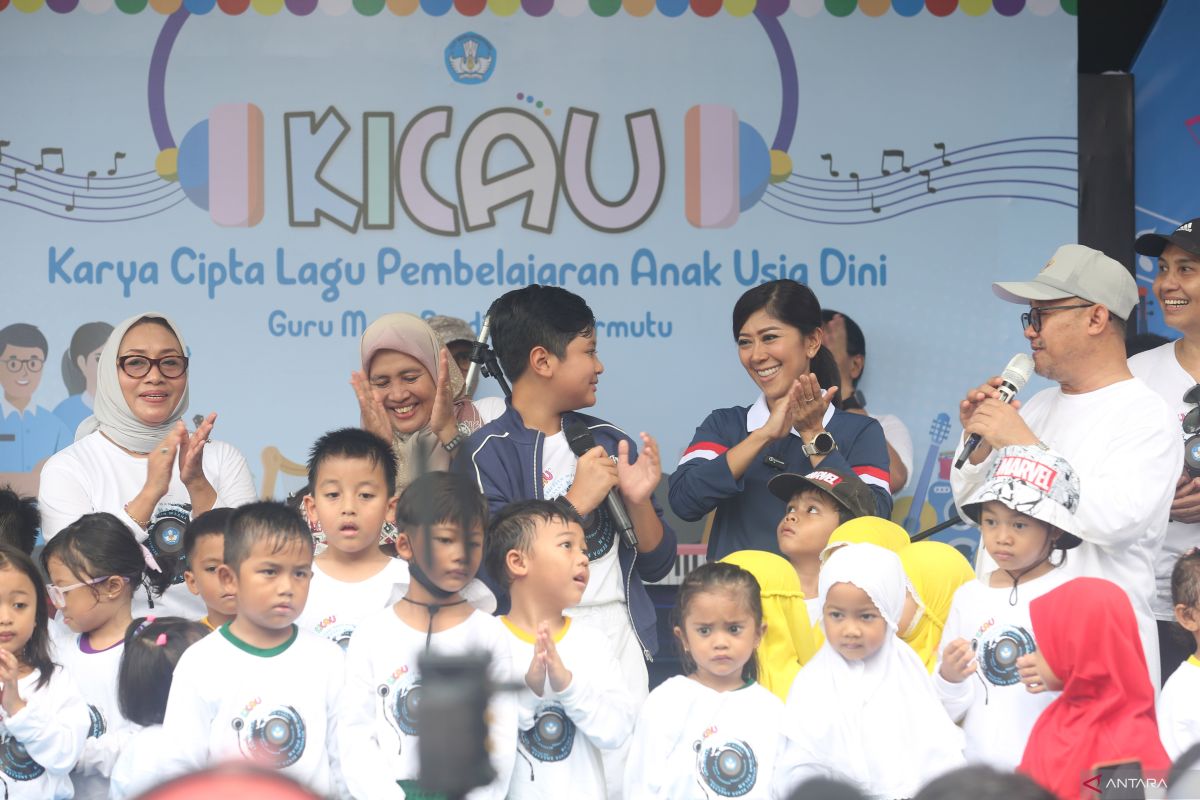Perketat verifikasi usia pengguna, cegah anak main medsos