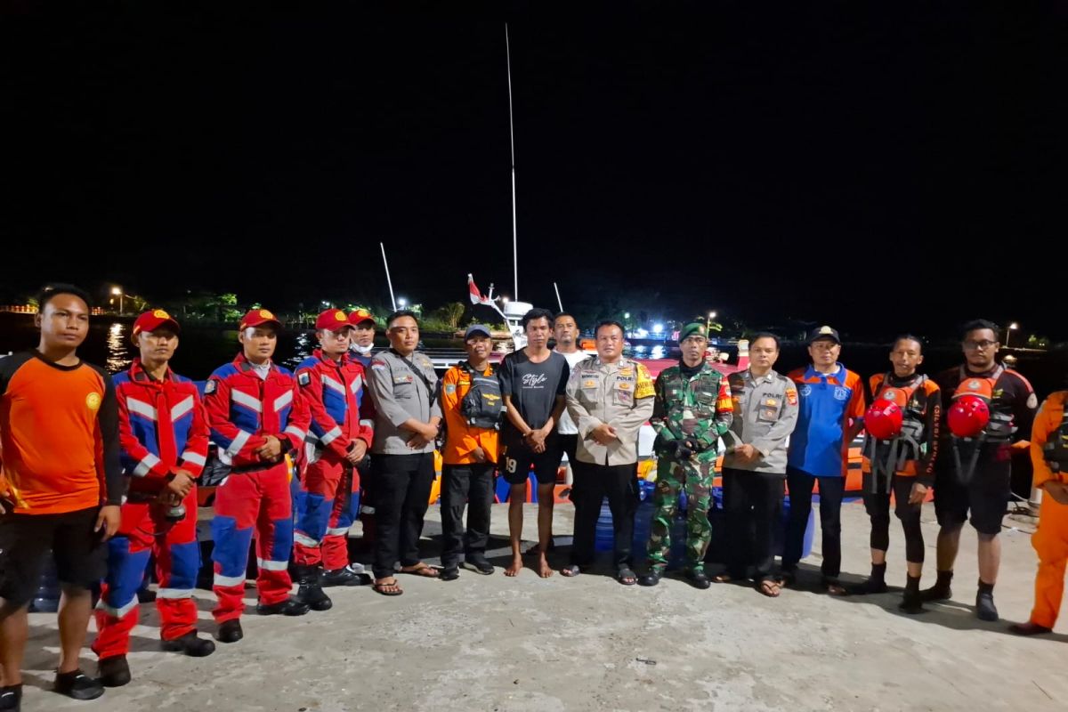 Tim gabungan akhirnya temukan nelayan yang hilang di Kepulauan Seribu