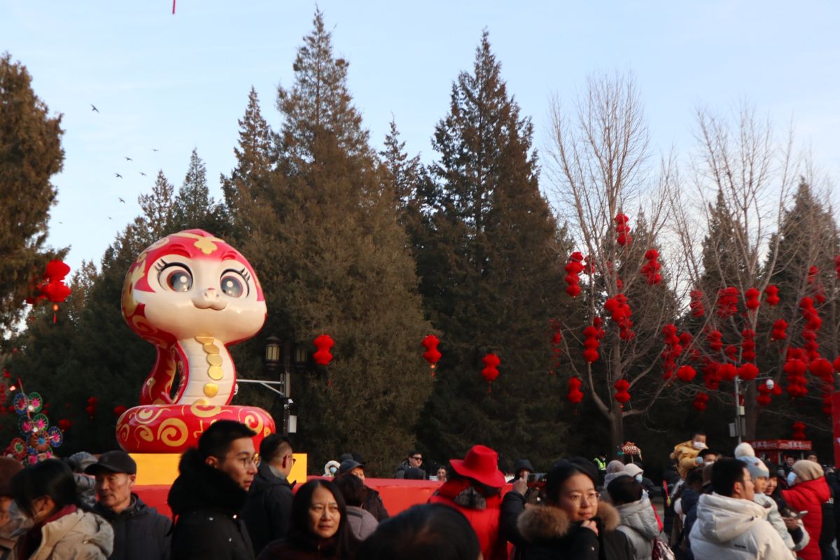 Kegiatan saat Imlek di China, tak hanya mudik dan terima angpao