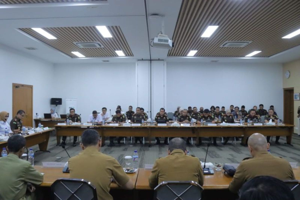 Pemda se-Babel-PT Timah rancang aturan tata kelola timah