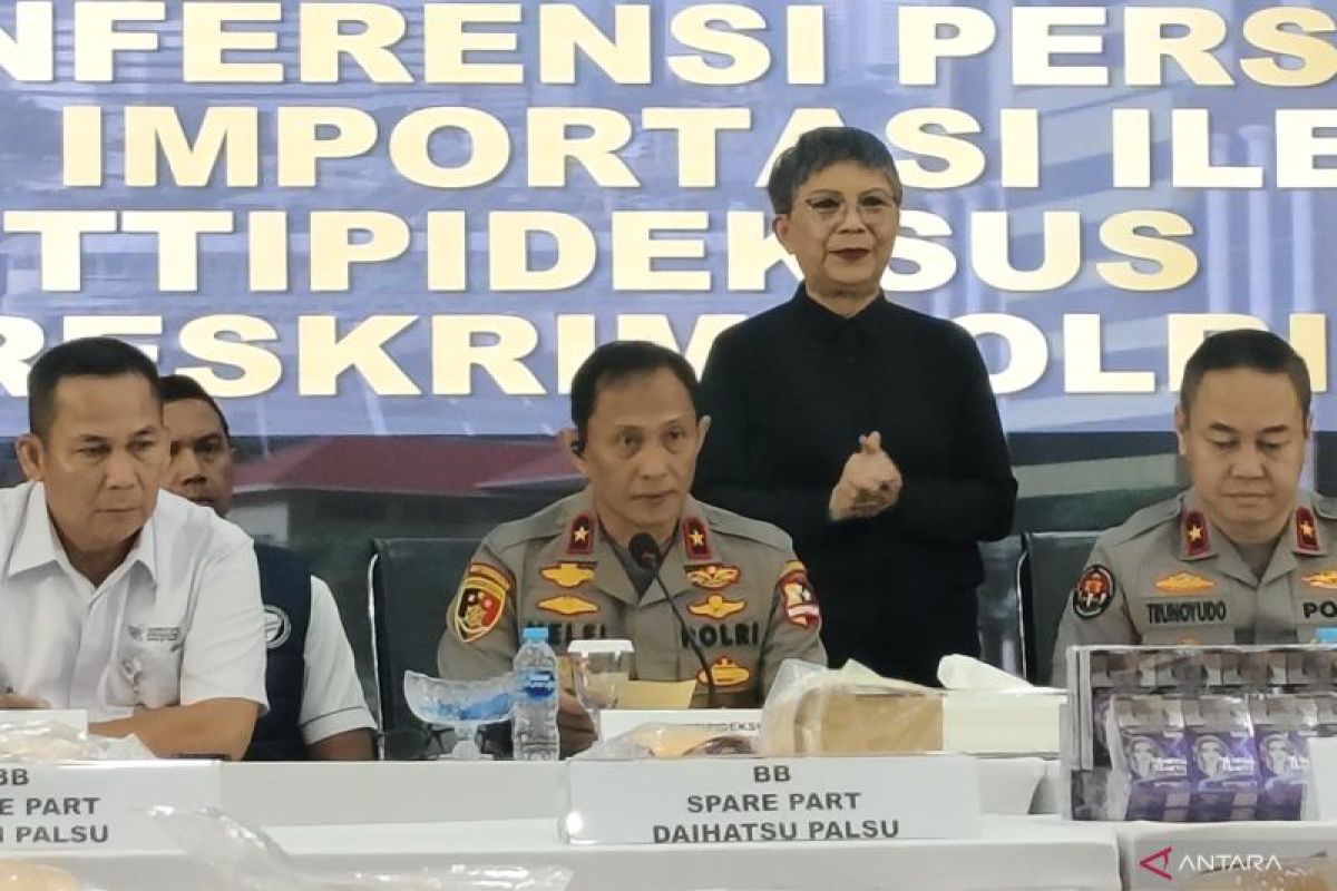 Polri terus berantas penjualan barang elektronik ilegal di lokapasar