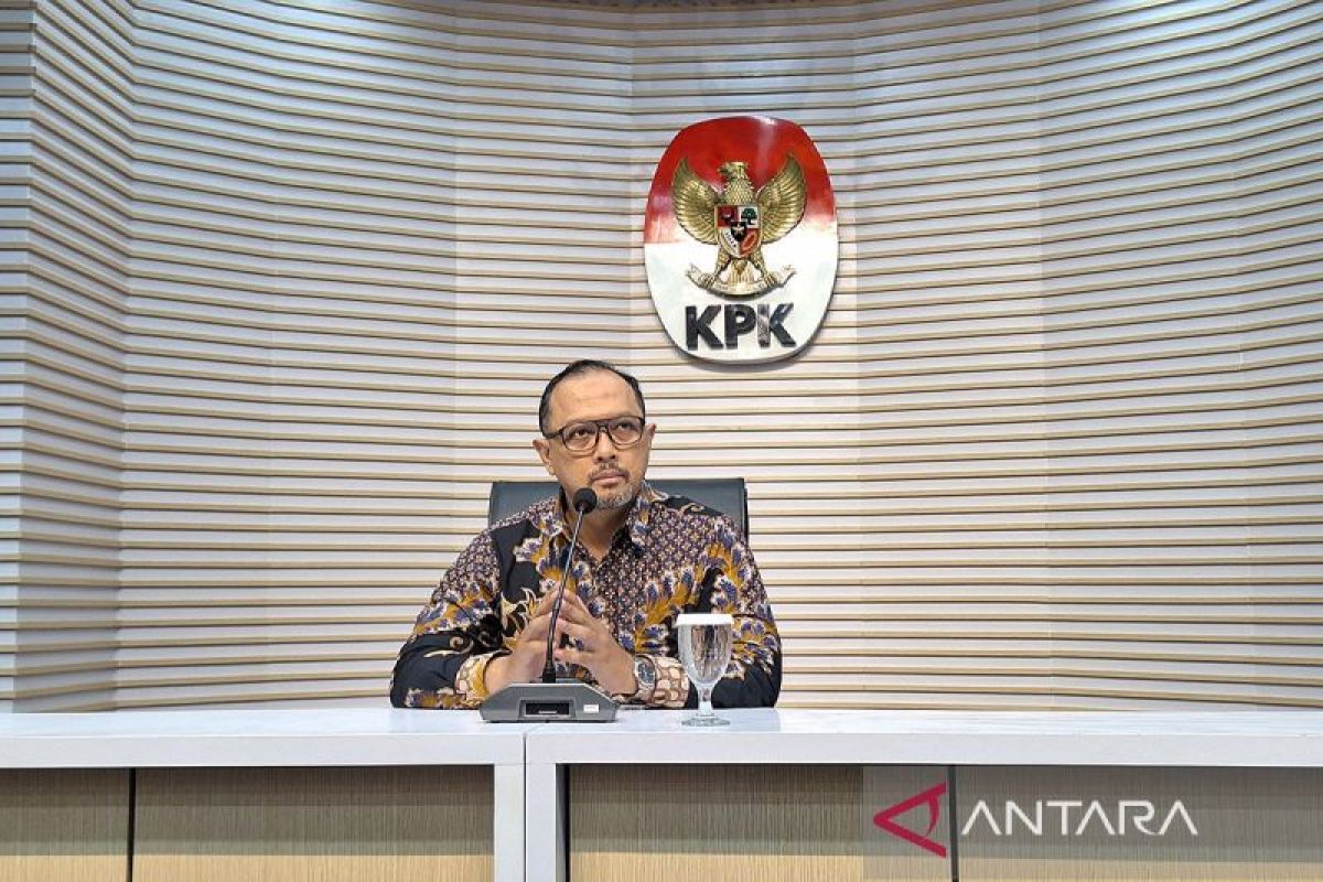 KPK panggil dua PNS Setjen DPR sidik korupsi rumah jabatan DPR RI