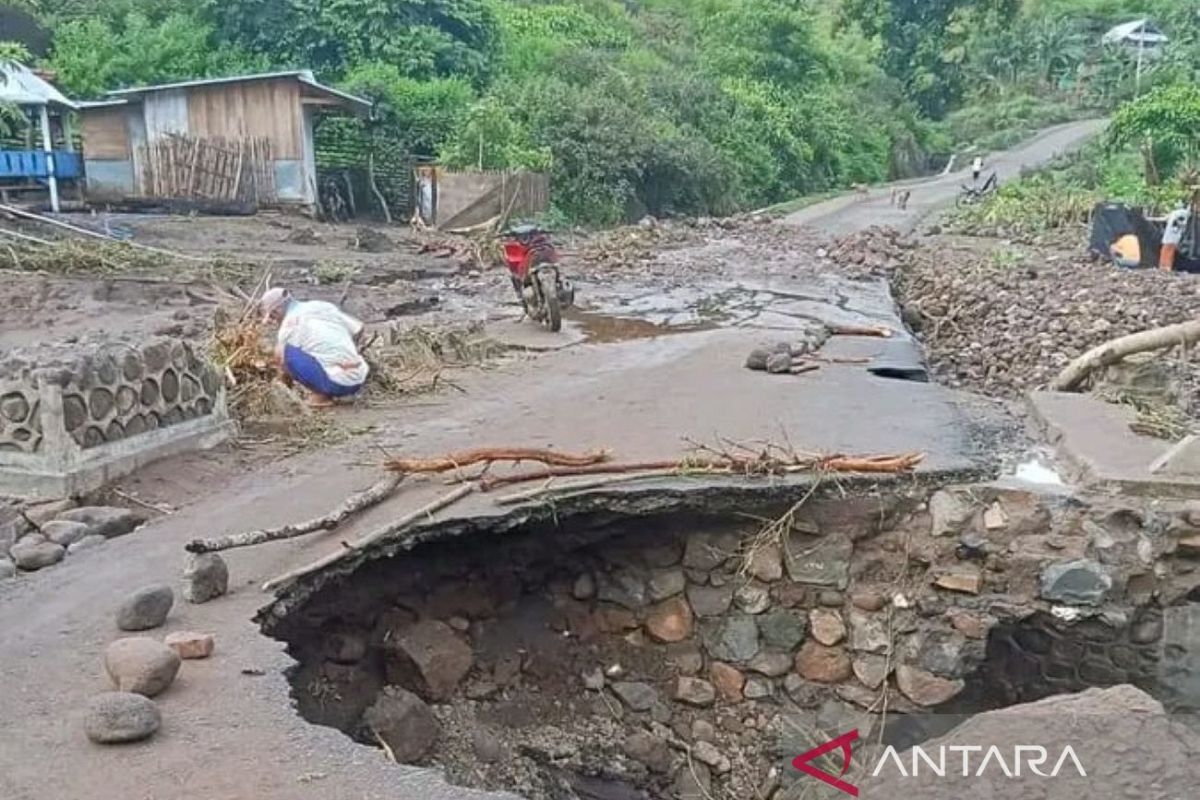 Bupati Bima pastikan akan rehabilitasi infrastruktur terdampak banjir