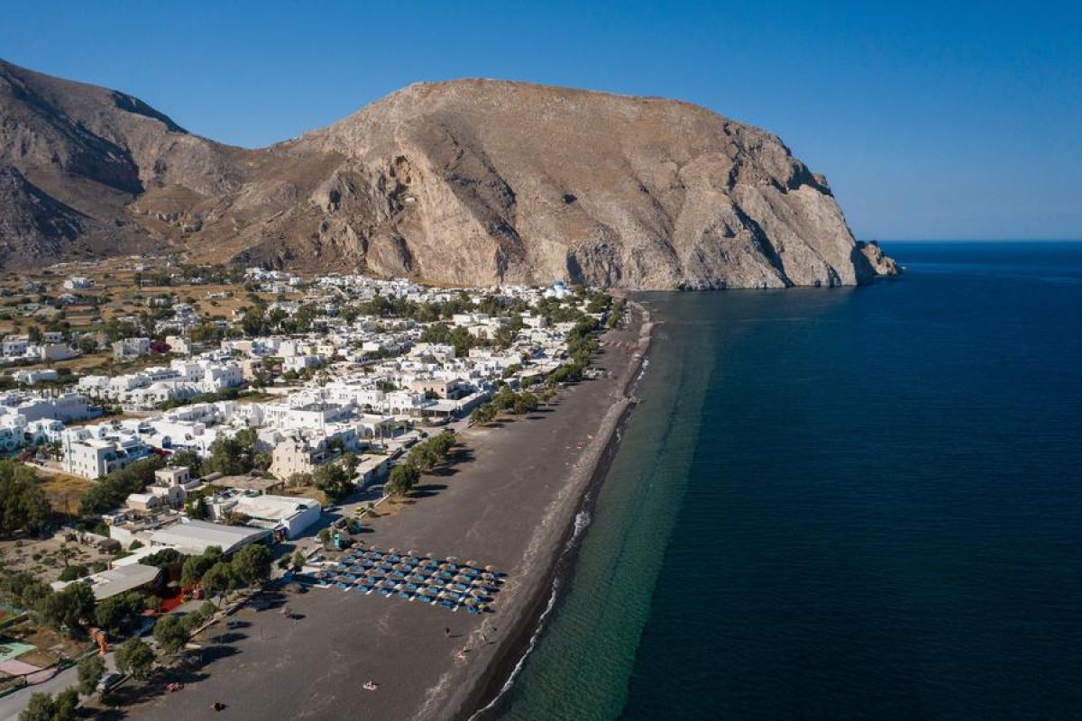 Diguncang Gempa, Santorini di Yunani Tutup Sekolah-sekolah