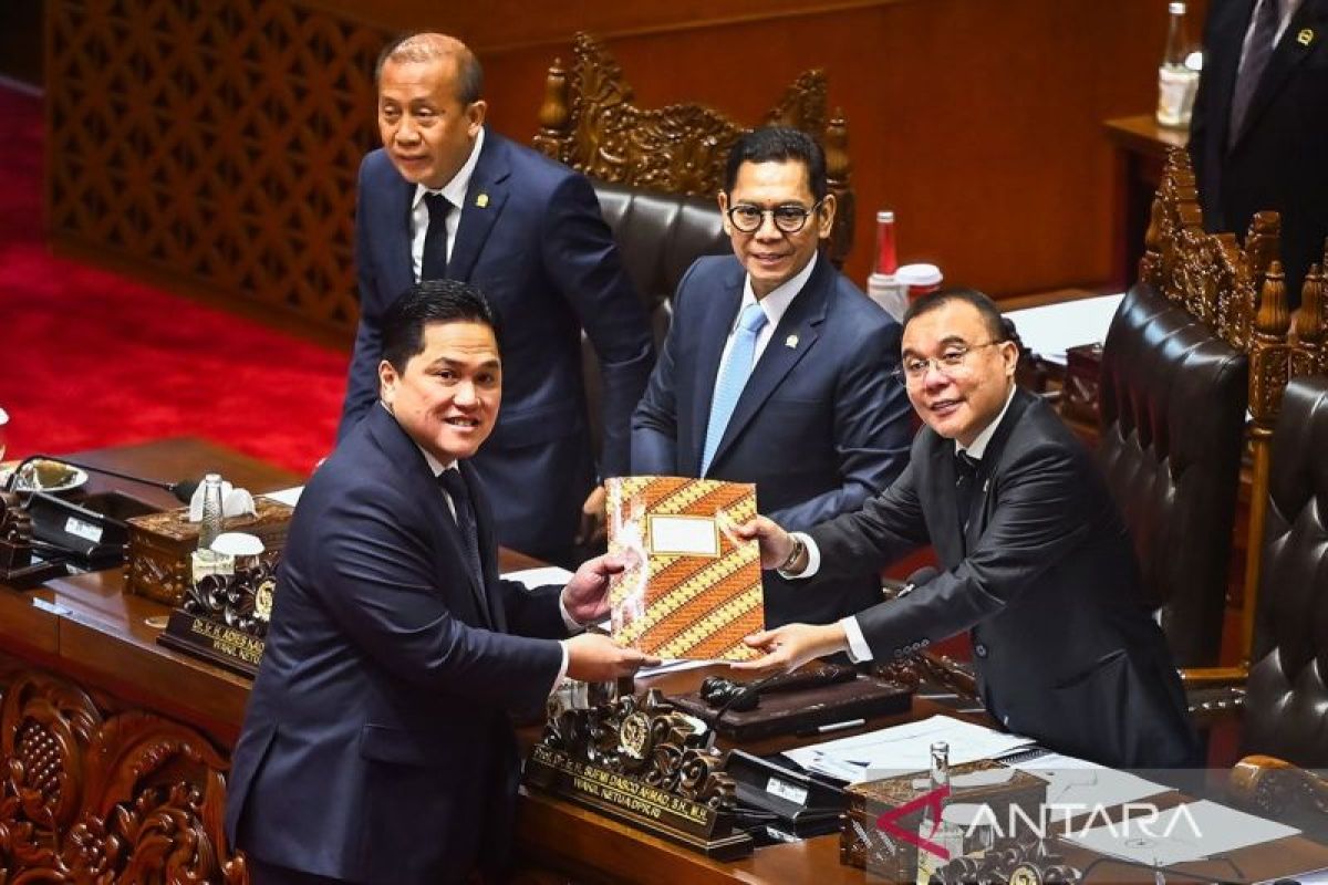 Rapat Paripurna DPR RI setujui RUU BUMN menjadi undang-undang