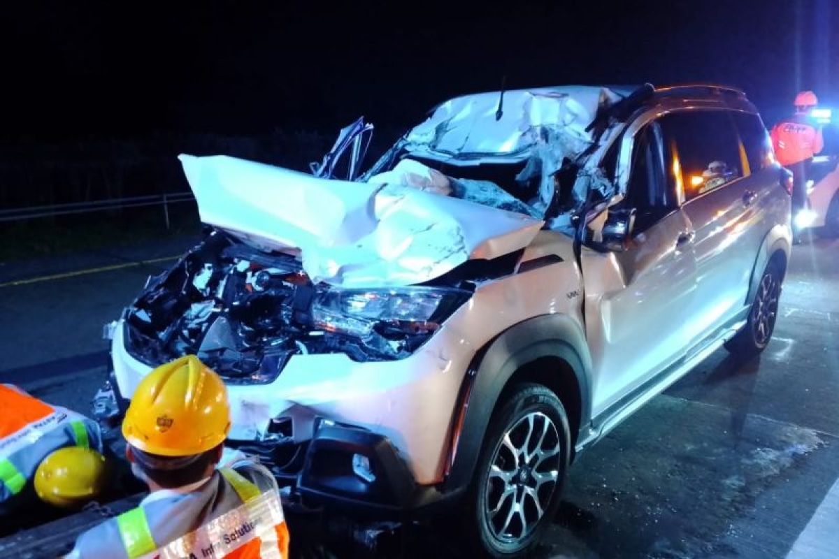 Polisi Jombang tangani laka lantas di jalan tol satu meninggal