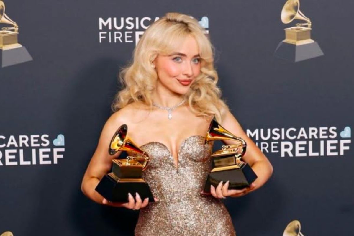 Sabrina Carpenter kolaborasi Short n' Sweet bersama Dolly Parton