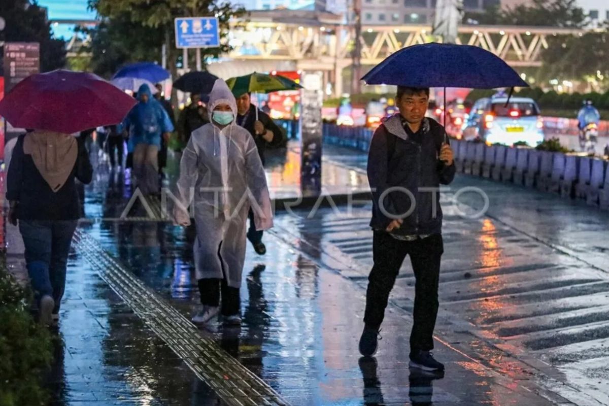 Satpol PP Jaksel siap siaga untuk antisipasi bencana hidrometeorologi