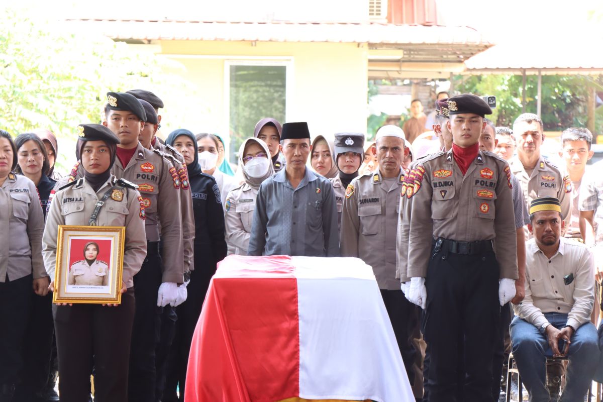 Polwan Polda Kepri tewas dalam kecelakaan lalu lintas di Batam