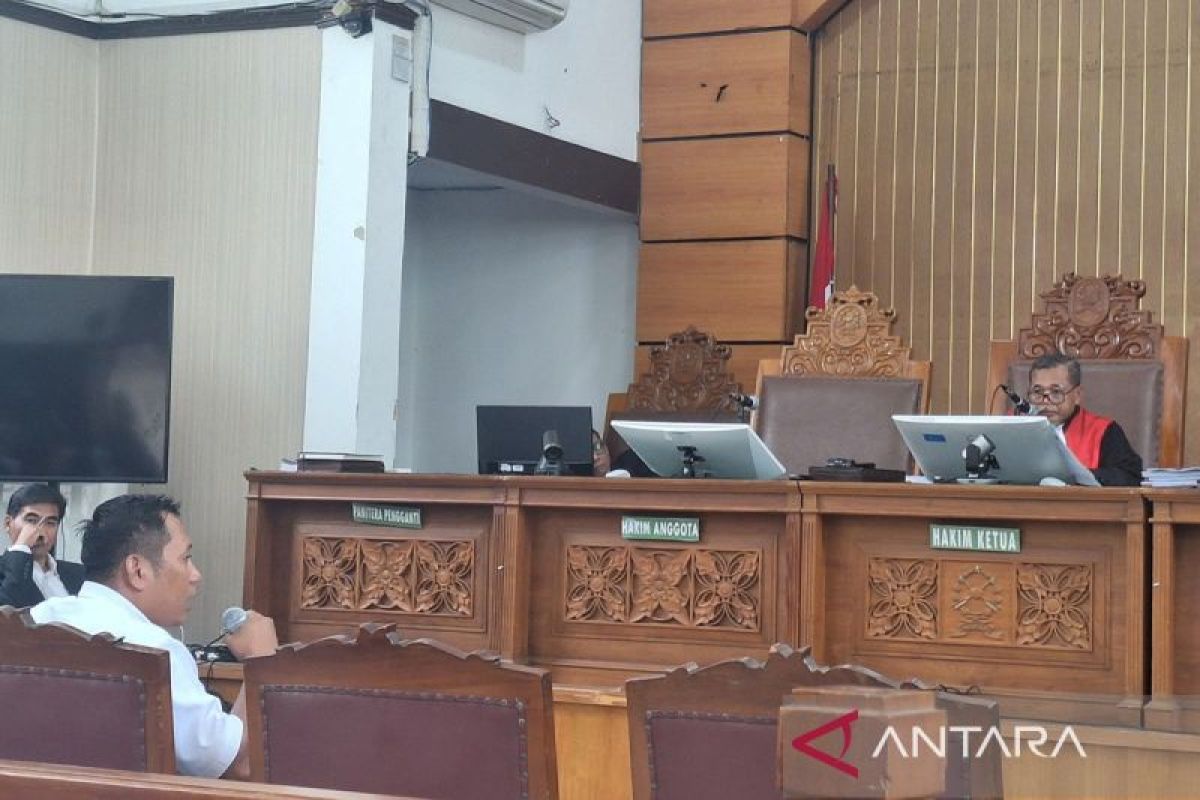 Saksi bantah Hasto berada di PTIK saat OTT KPK pada 2020