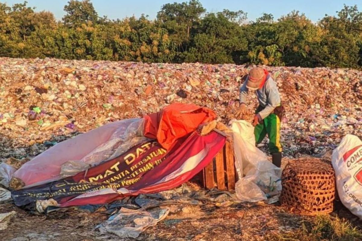 Penundaan pengadaan pengolah sampah TPA Banyuroto belum berdampak