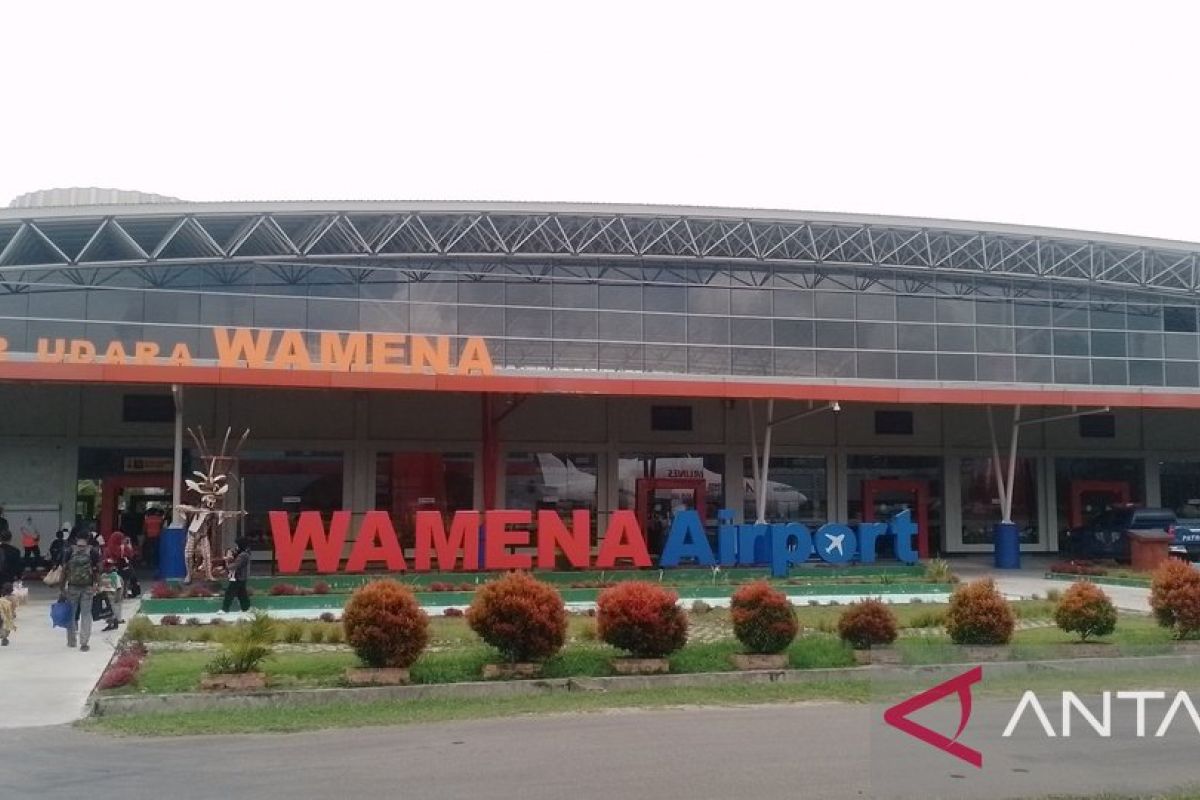 Pemprov Papeg dorong perpanjangan runway Bandara Wamena jadi 2.800 m