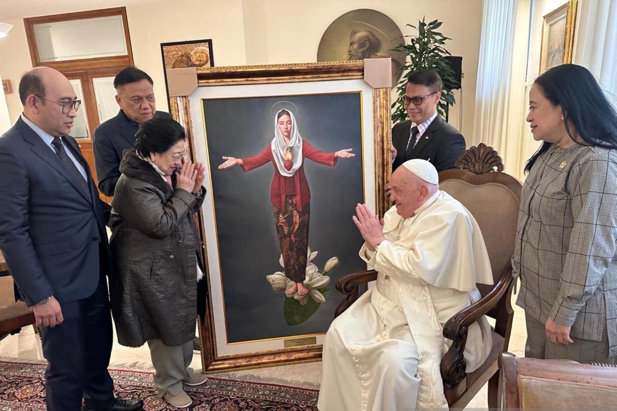 Indonesia's Megawati, Pope Francis discuss global warming in Vatican