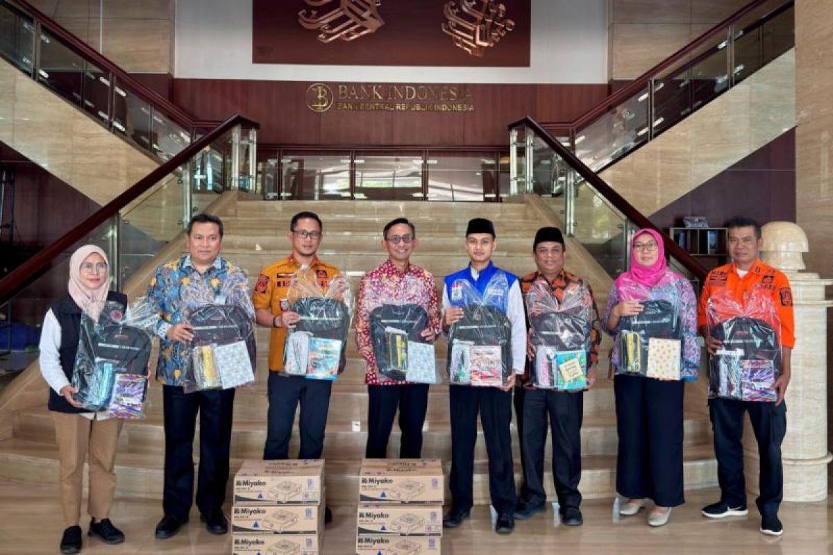BI salurkan bantuan bagi korban banjir di Lampung