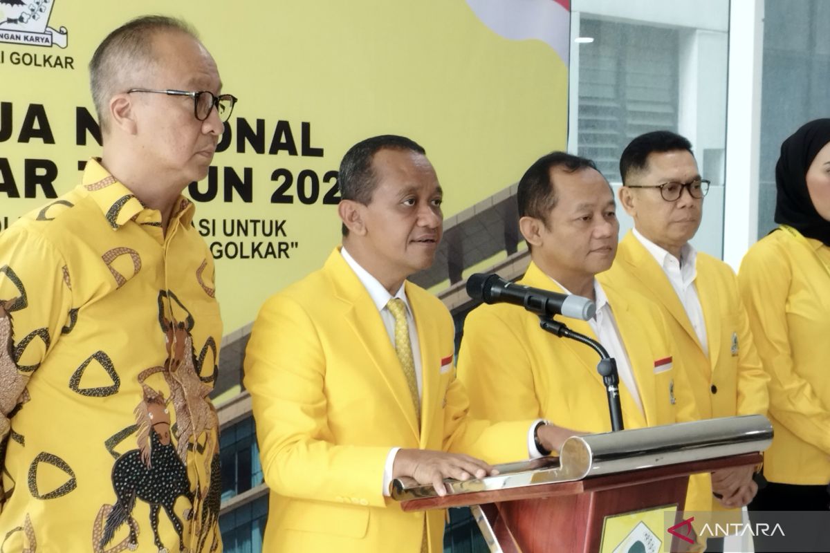 Bahlil yakin posisi menteri Golkar aman sikapi isu "reshuffle"