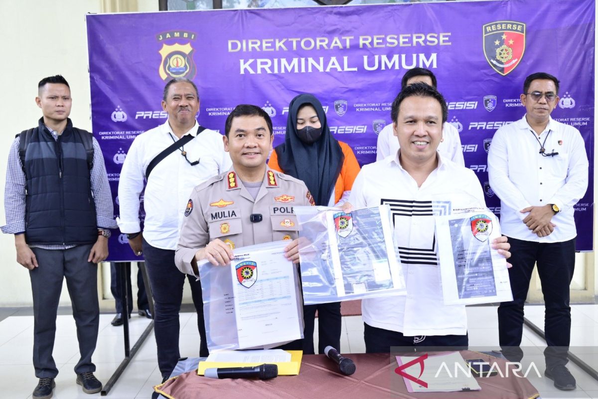 Polda Jambi tangkap pelaku penipuan modus pinjaman toko belanja daring