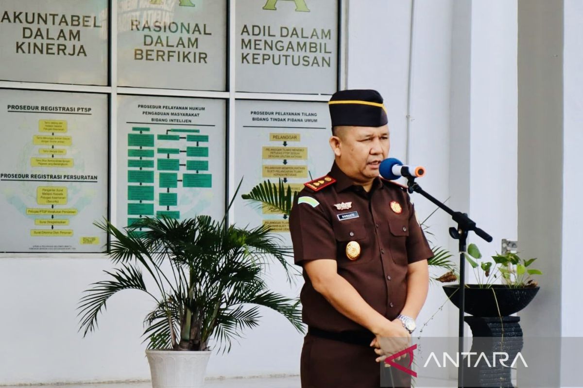 Kajari Aceh Barat ingatkan jajarannya hindari transaksional perkara