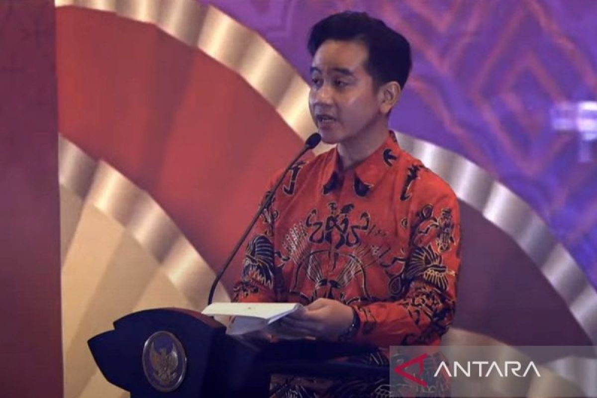 Gibran puji masyarakat dan aparat keamanan jaga Imlek aman di 2025