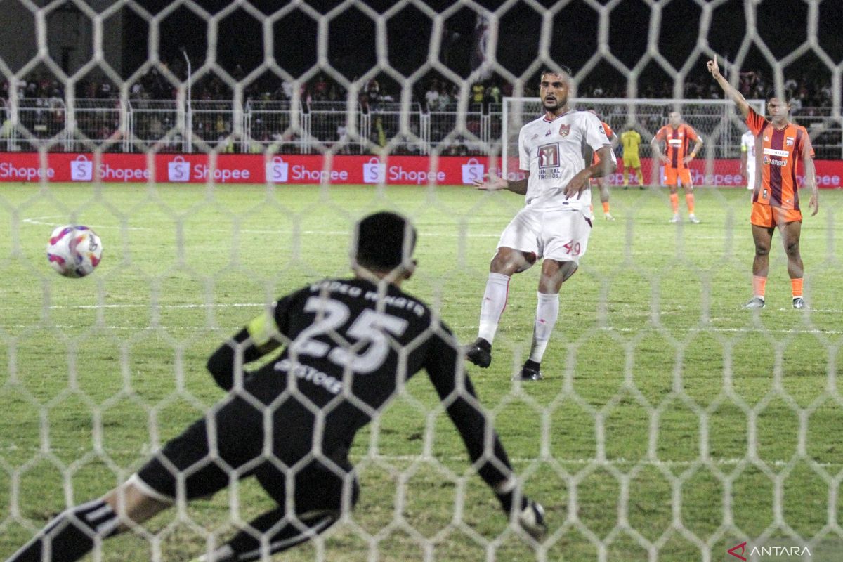 Liga 1 - Malut United masuk 10 besar, tekuk Borneo FC 3-0