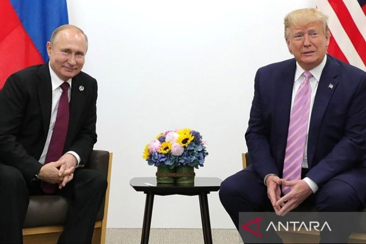 Trump sebut dirinya dan Putin sepakat hentikan perang di Ukraina