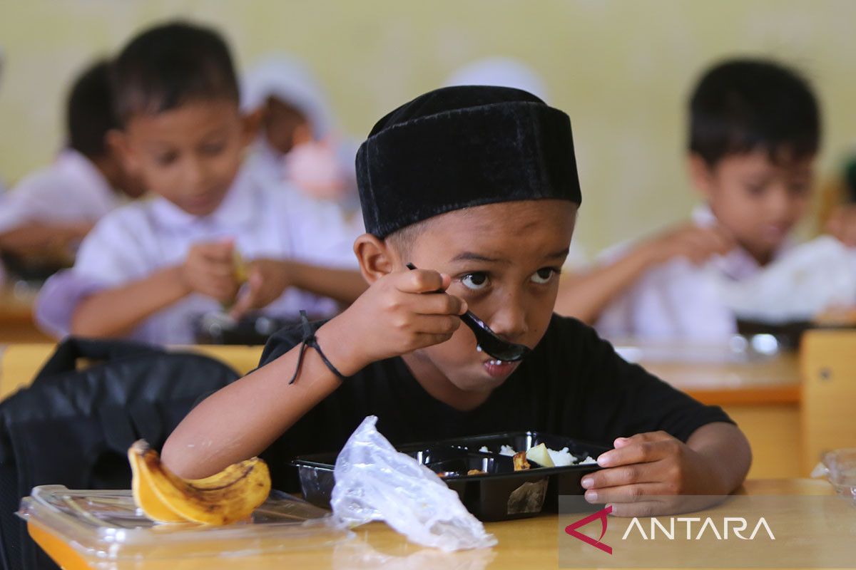 FOTO - Makanan bergizi gratis di Aceh Besar