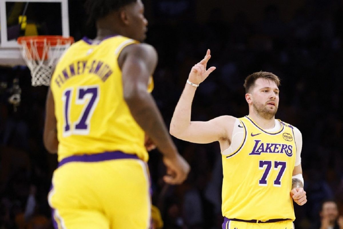 Doncic jalani debut bersama Lakers, bantu kemenangan atas Jazz