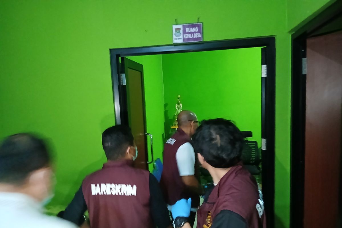 Polri sita 263 dokumen dari penggeledahan kantor desa Kohod