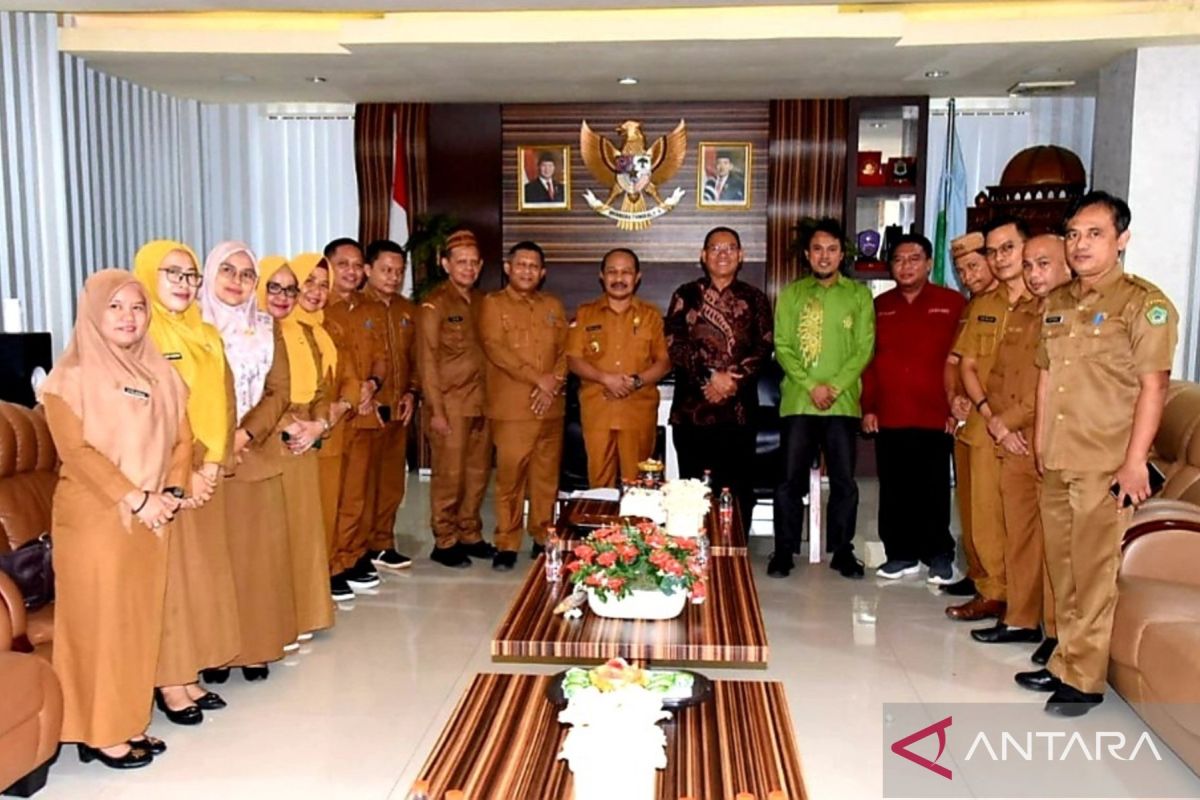 UNG dan Pemkab Boalemo jalin kerja sama pengembangan SDM