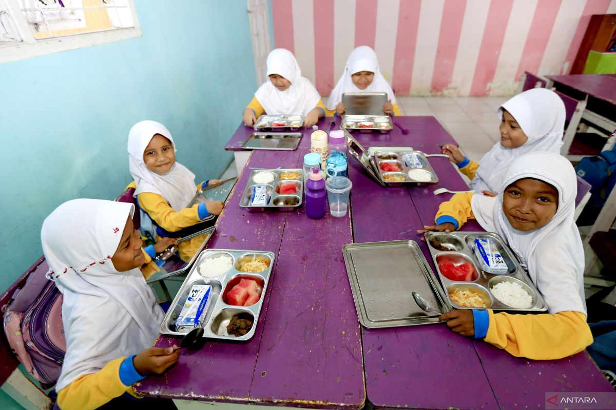 Pj Gubernur Gorontalo mengajak semua pihak sukseskan Program MBG
