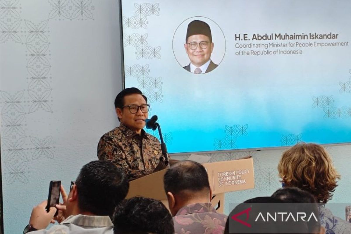 Muhaimin ingin teknologi AI diterapkan secara bertahap di kementerian