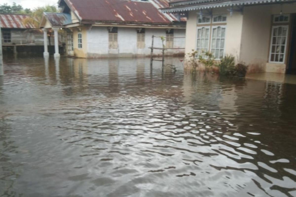 BPBD Sambas, Kalbar sebut empat desa masih terdampak banjir