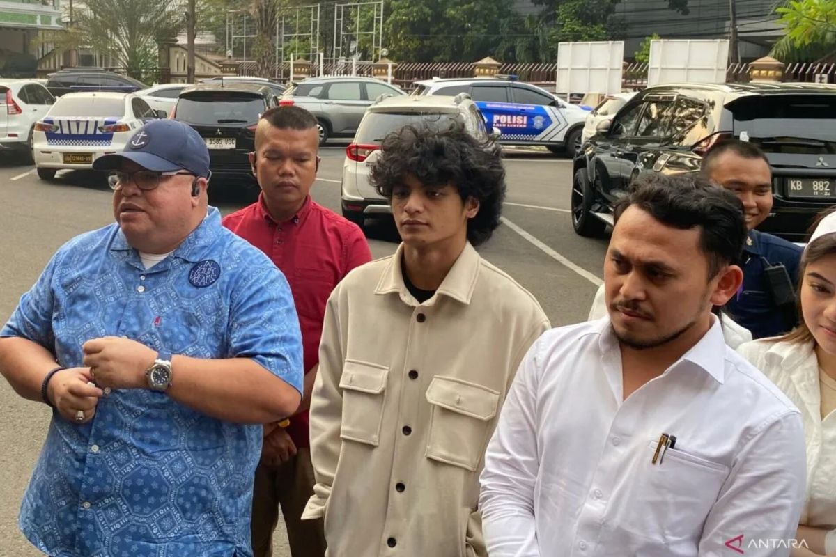 Vadel Badjideh jadi tersangka kasus persetubuhan anak Nikita Mirzani