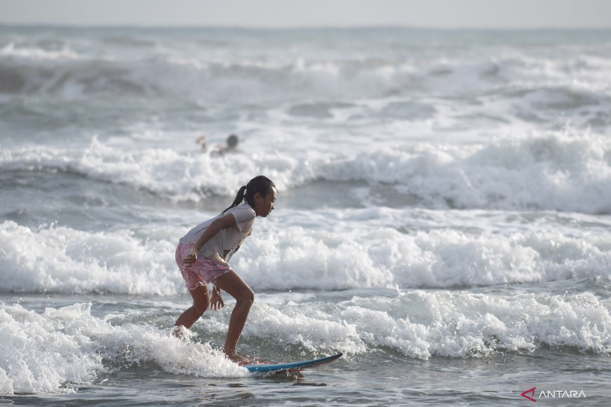 Timnas Surfing Indonesia siap ikuti Liga Selancar Dunia 2025