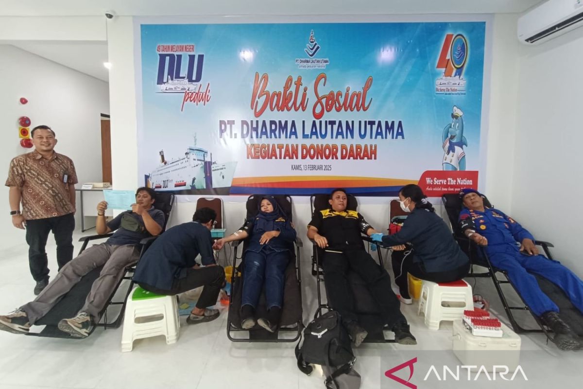 DLU Lembar bersama PMI NTB gelar donor darah untuk kemanusiaan