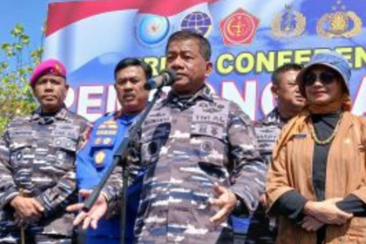 TNI AL Rampungkan Operasi Pembongkaran Pagar Laut 30 Km di Tangerang