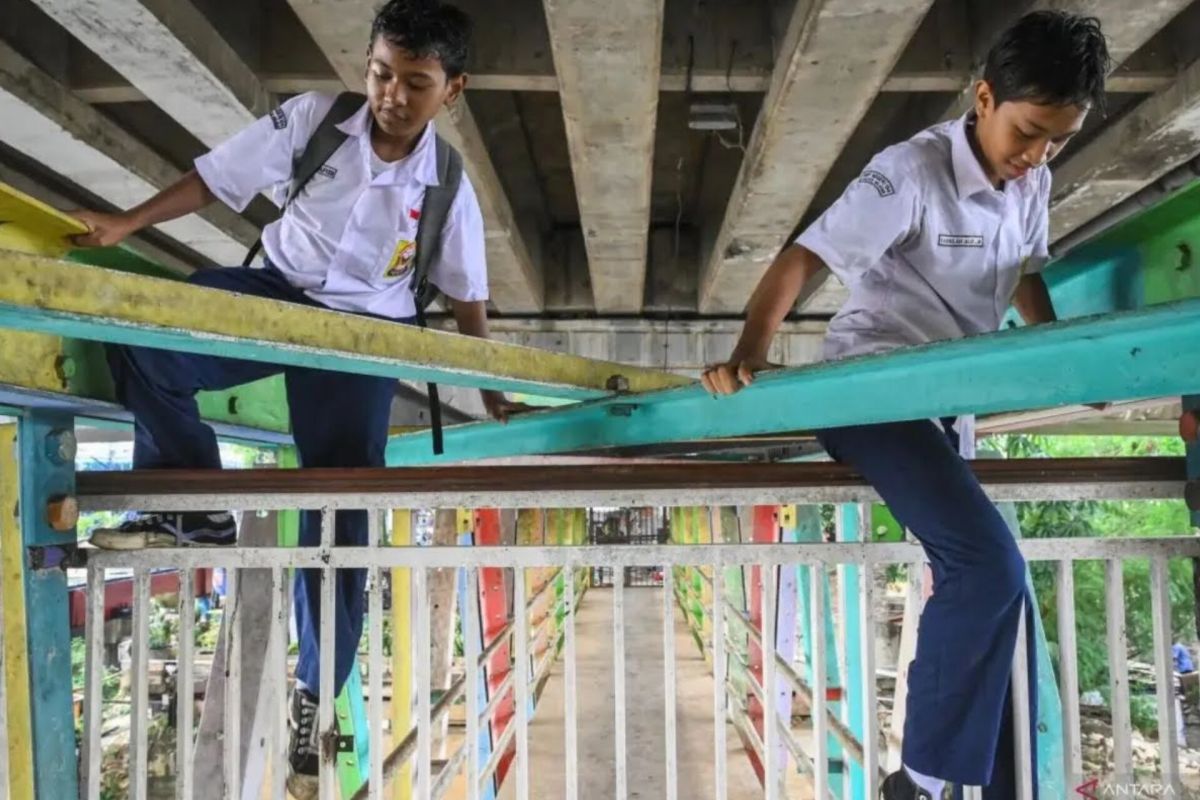 DKI kaji buka lagi JPO Kolong Jalan Layang Kalibata