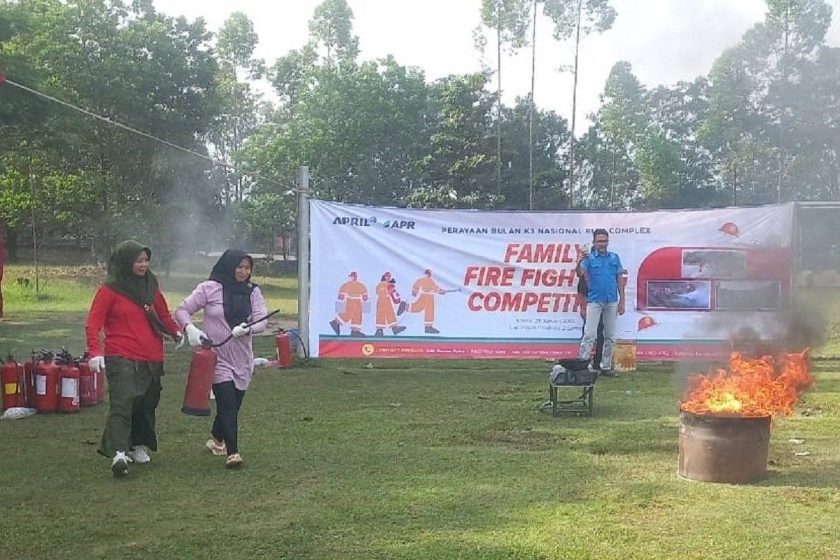 Kemeriahan dan Antusiasme Warga Warnai Peringatan Bulan K3 Nasional di Riau Kompleks