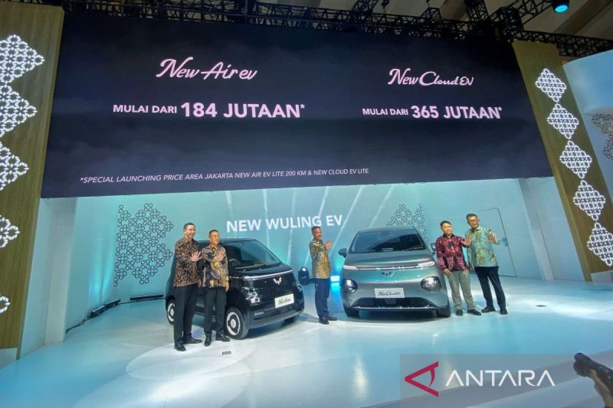 Wuling hadirkan pembaharuan Air Ev dan Cloud Ev di IIMS 2025